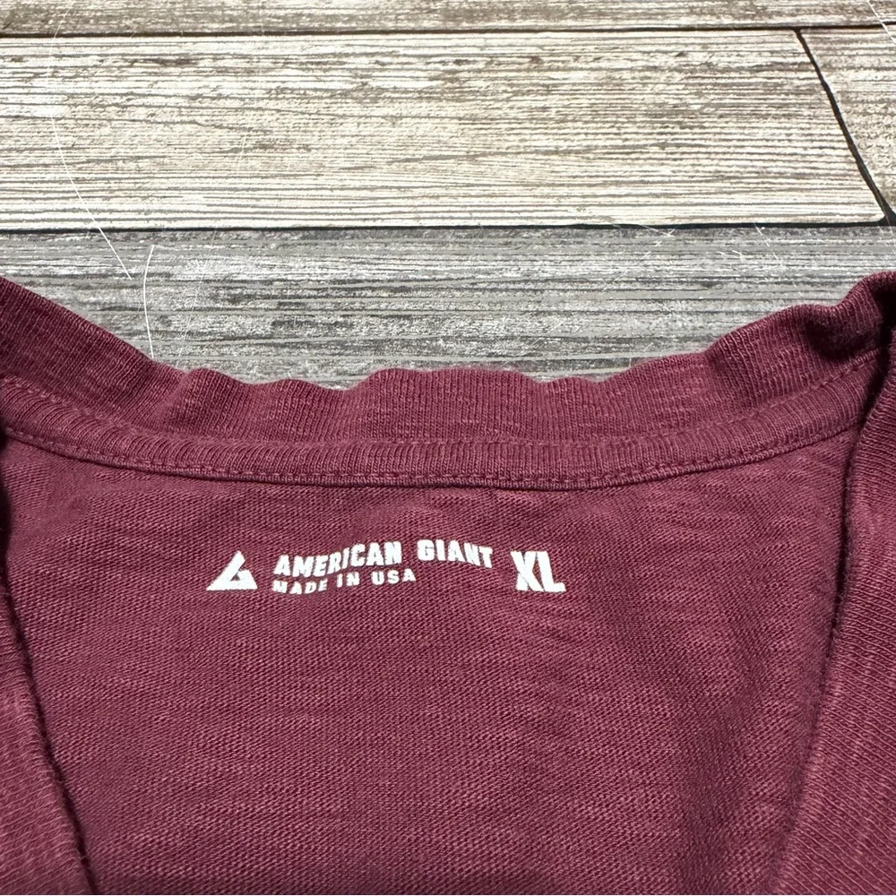 American Giant V-Neck T Shirt Men’s L Burgundy Red Short Sleeve Cotton USA